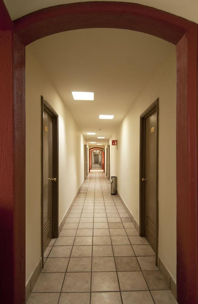 Hotel Arboledas Industrial Guadalajara Kültér fotó