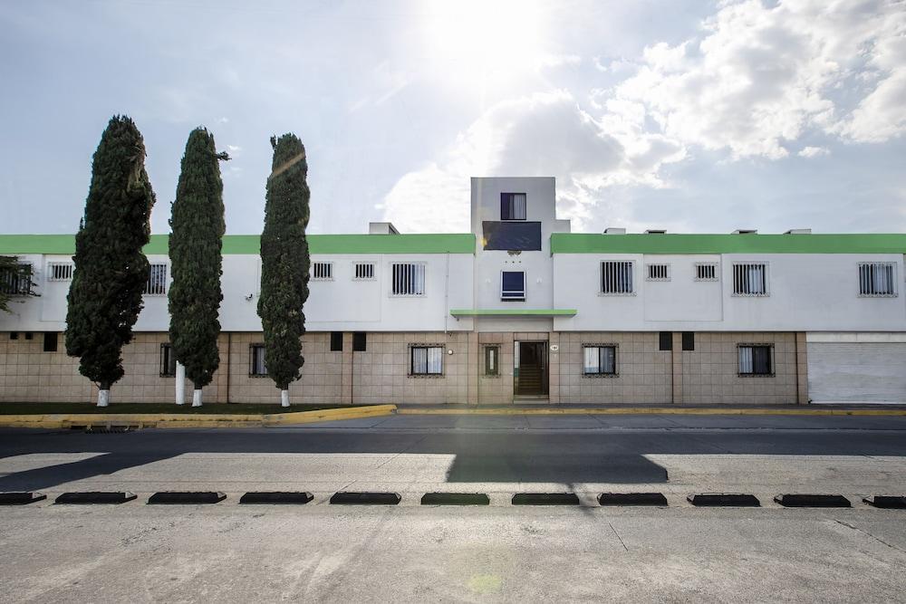 Hotel Arboledas Industrial Guadalajara Kültér fotó