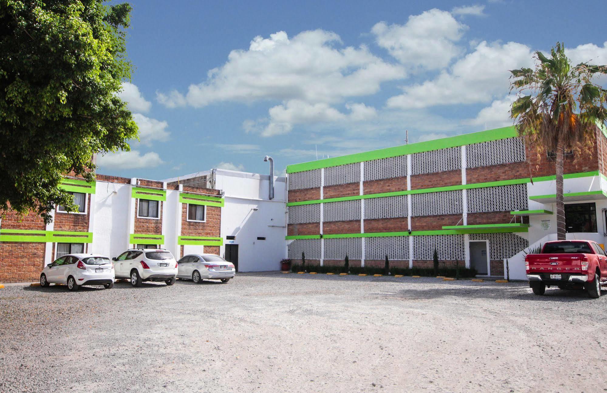 Hotel Arboledas Industrial Guadalajara Kültér fotó